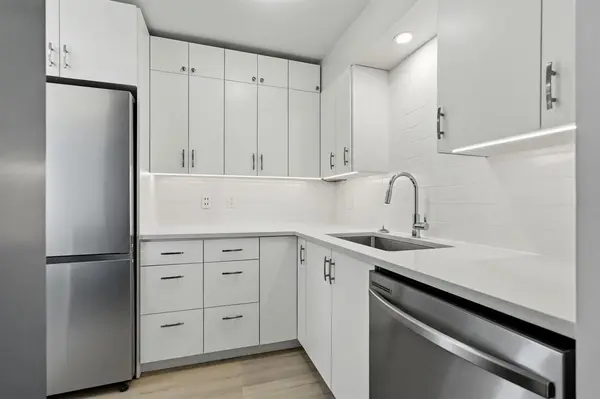 1646 Roy AVE, Winnipeg, MB R3E 1E9