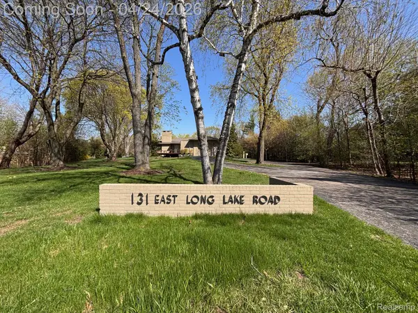 131 E Long Lake RD, Bloomfield Hills, MI 48304