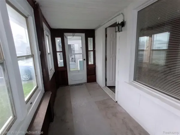 15345 Sumner, Redford Charter Township, MI 48239