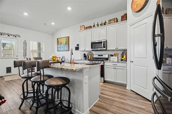 223 Sunshine Lane, Lavon, TX 75166