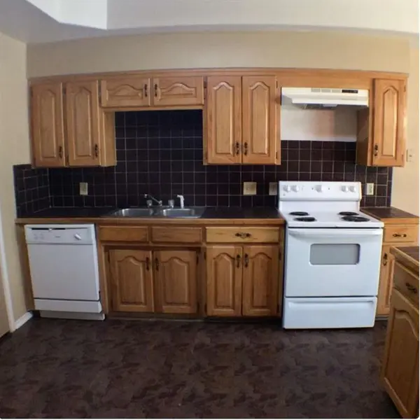 316 Lochridge Drive, Azle, TX 76020