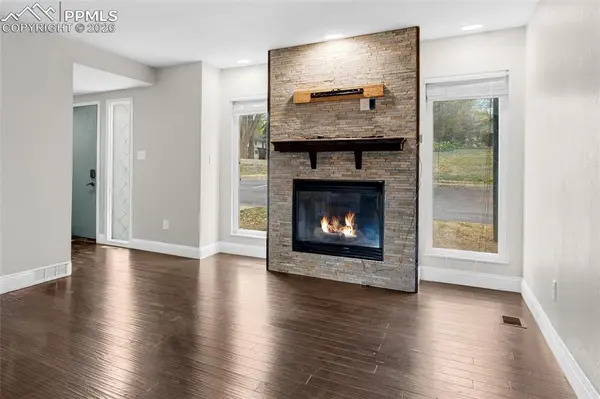 673 Shooks LN, Colorado Springs, CO 80903