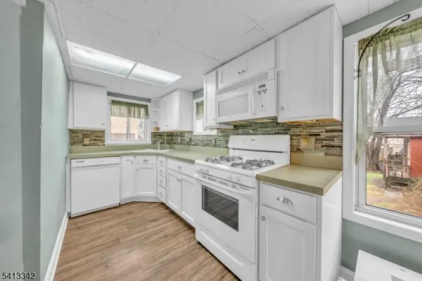 916 Gates St, Phillipsburg Town, NJ 08865