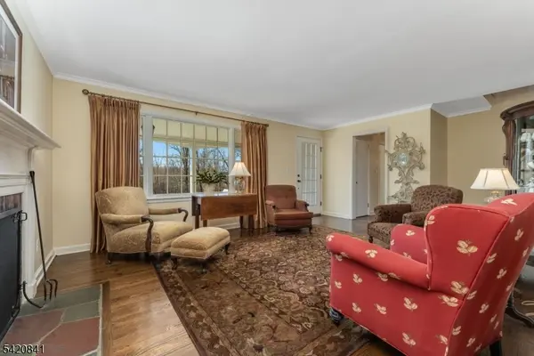 622 River Rd, Chatham Twp., NJ 07928