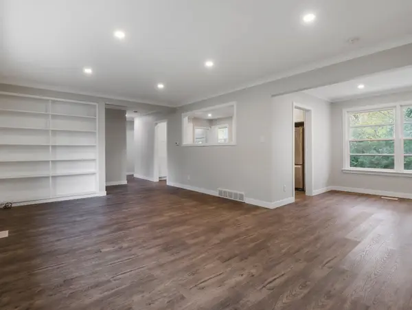 58 Queen ST, Georgina, ON L0E 1R0