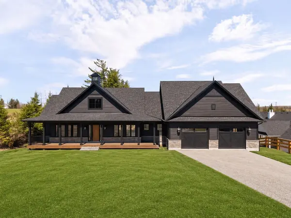 2 Friesian CT, Oro-medonte, ON L0K 1E0