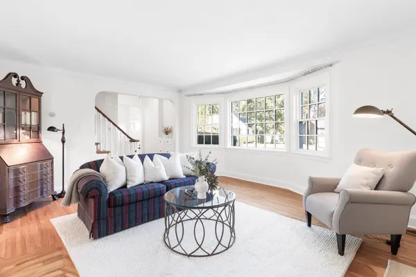 13 Sylvan CRES, Kawartha Lakes, ON K9V 2W4