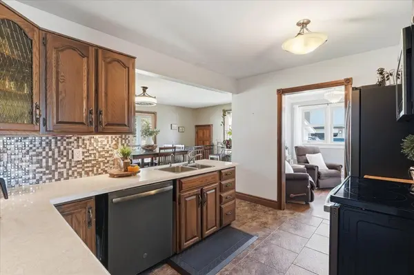 188 Riverside Pkwy, Quinte West, ON K0K 2C0