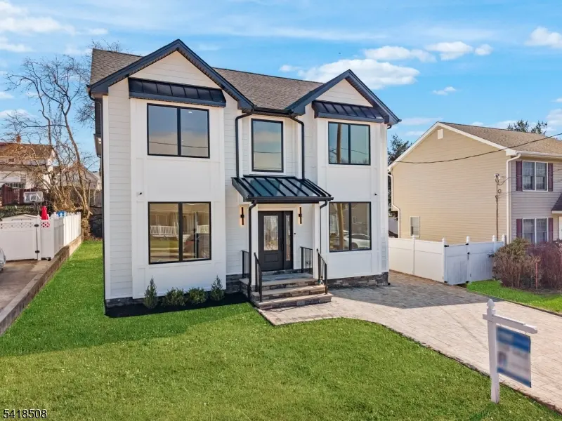 110A Platt Ave, Saddle Brook Twp., NJ 07663