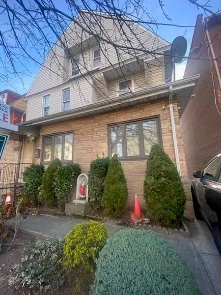 8749 17th AVE, Brooklyn, NY 11214