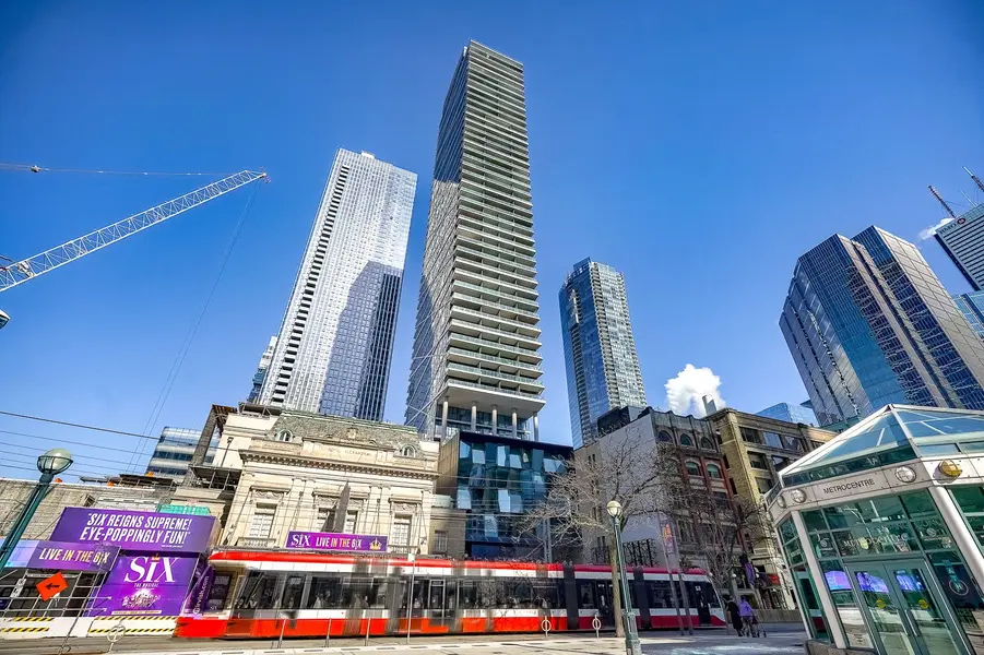 224 King ST W #1507, Toronto C01, ON M5H 0A6