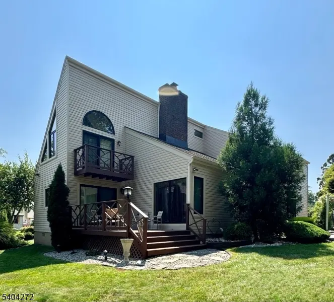 507 Stalevicz Ln, Rahway City, NJ 07065