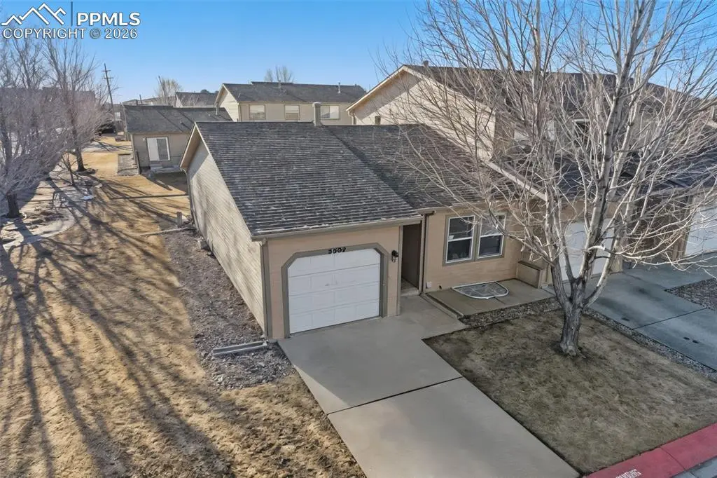 5502 Sunshade PT, Colorado Springs, CO 80923