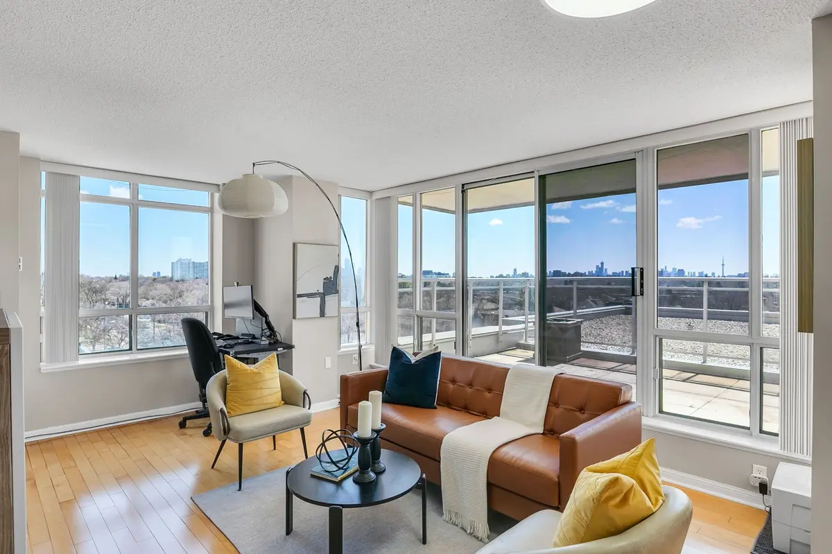 650 Lawrence AVE W #733, Toronto C04, ON M6A 3E8