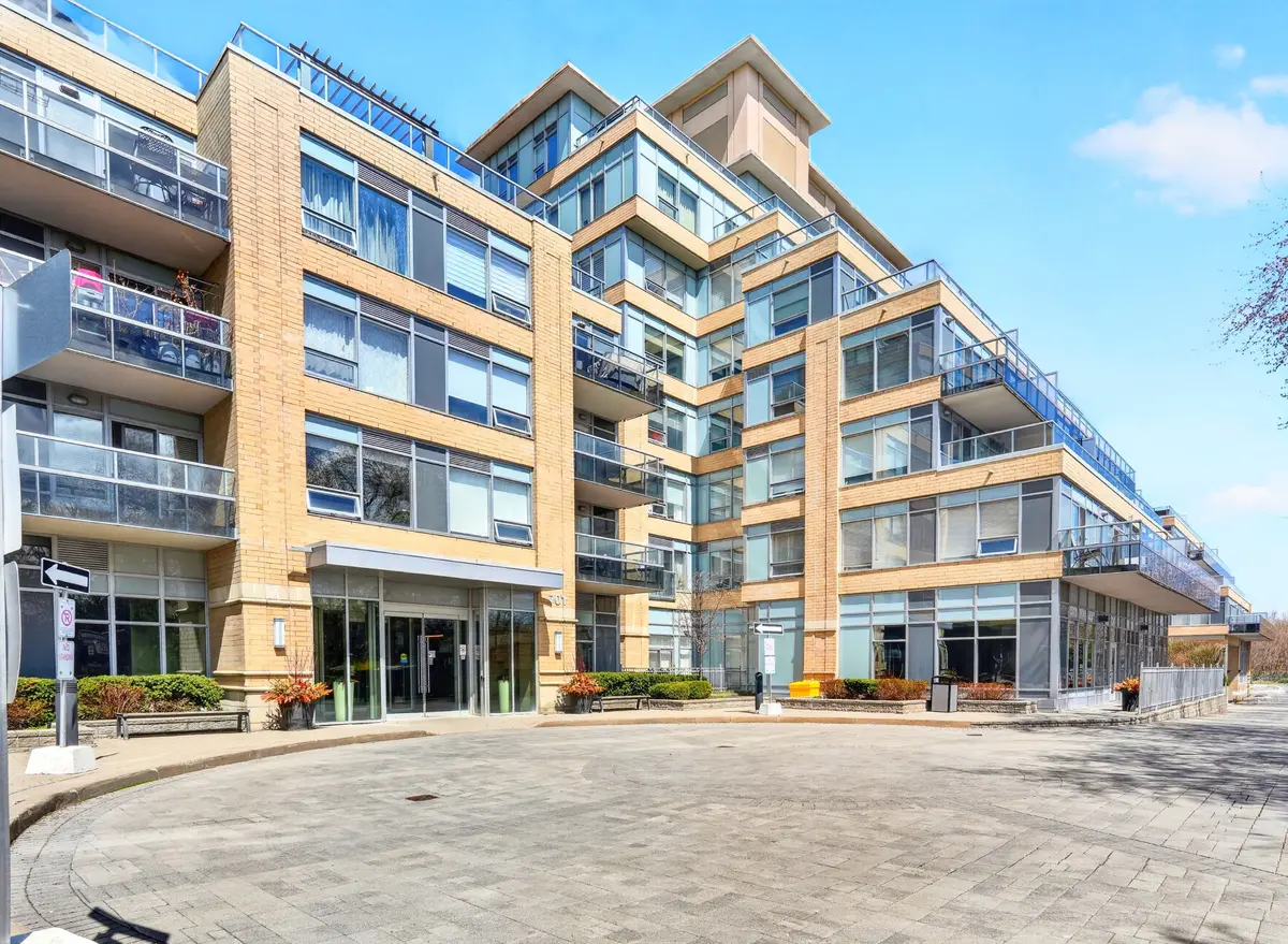 701 Sheppard AVE W #323, Toronto C06, ON M3H 0B2
