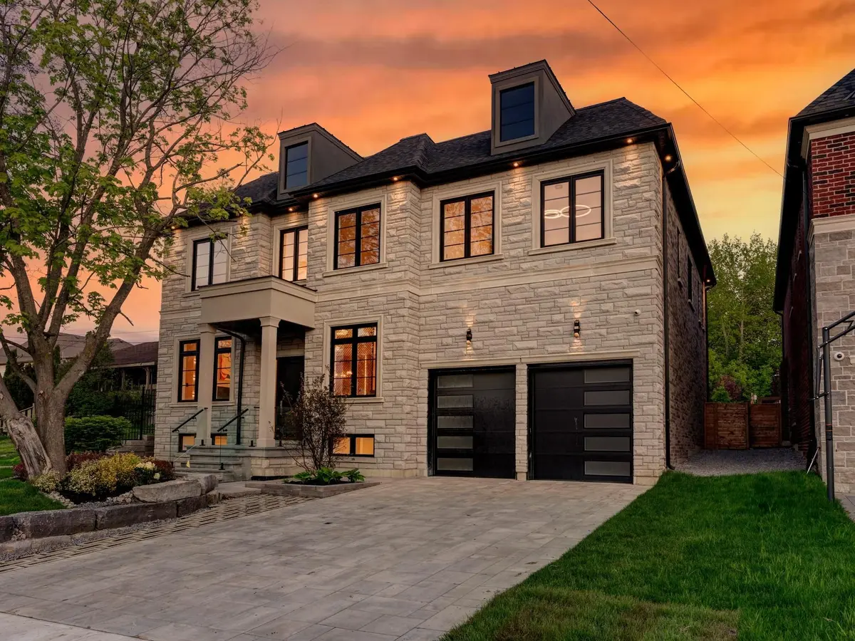 69 Snively ST, Richmond Hill, ON L4E 3E7