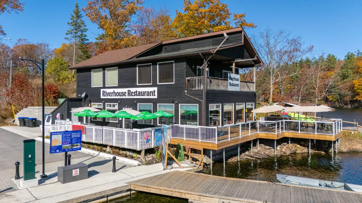 1726 Earl Haid AVE, Severn, ON L0K 1E0