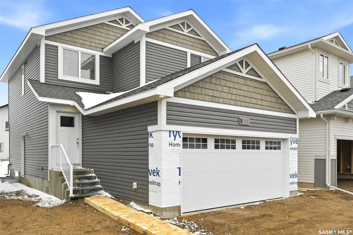 238 Kostiuk CRESCENT, Saskatoon, SK S7V 1R7