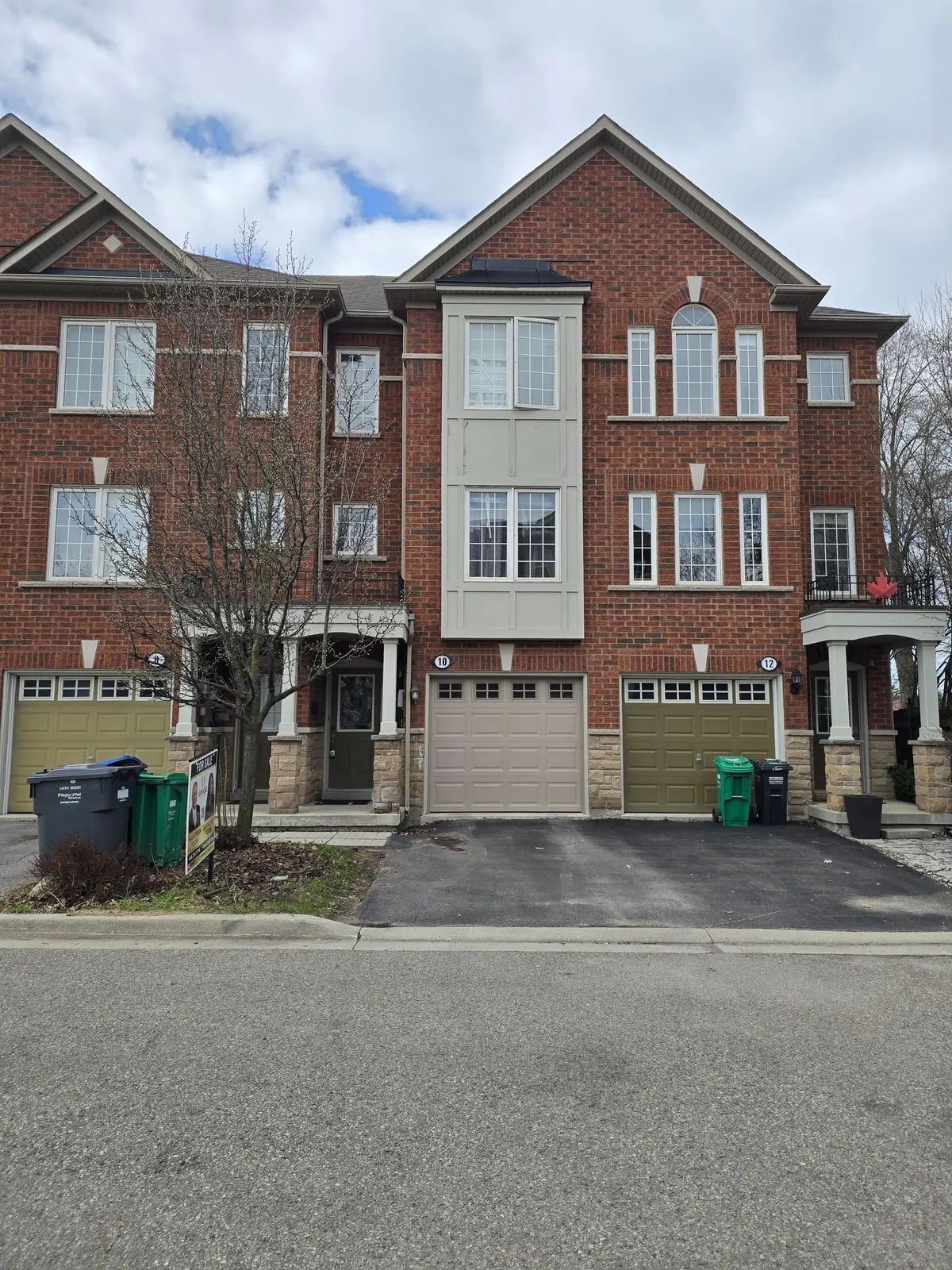 10 Sand Wedge LN, Brampton, ON L6X 0H1