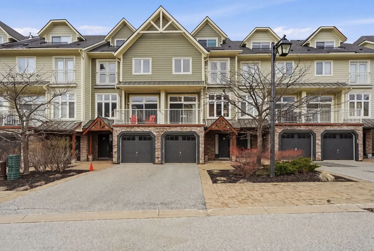 104 Farmgate RD #8, Blue Mountains, ON L9Y 0L7