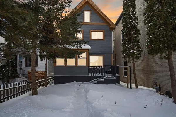 650 Warsaw AVE, Winnipeg, MB R3M 1C6