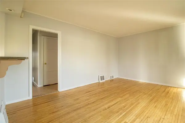 141 Humboldt AVE, Winnipeg, MB R2M 0M2