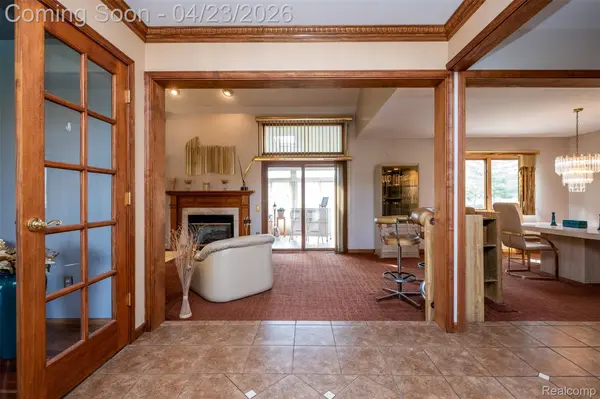 6701 Sun Valley DR, Independence Charter Township, MI 48348