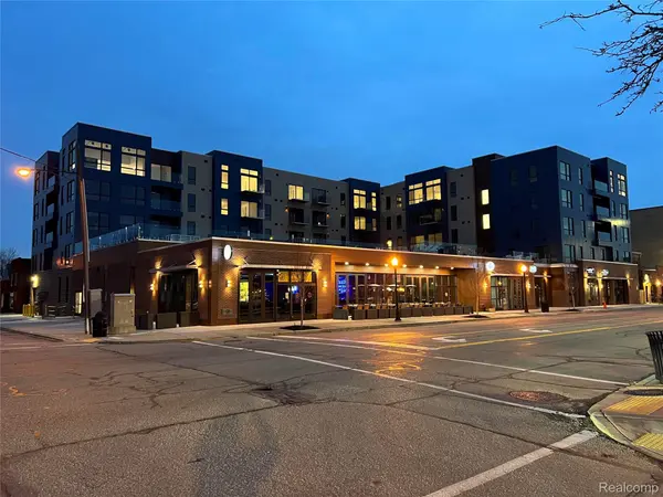 166 Oak ST #410, Wyandotte, MI 48192