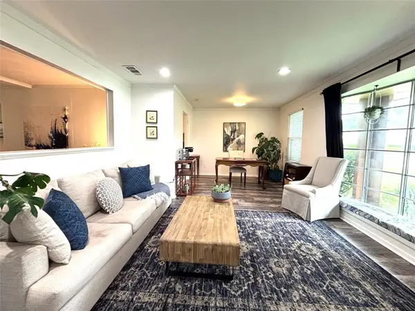 5131 Menefee Drive, Dallas, TX 75227