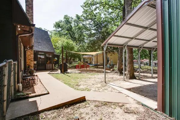 137 Oak Haven Drive, Gun Barrel City, TX 75156