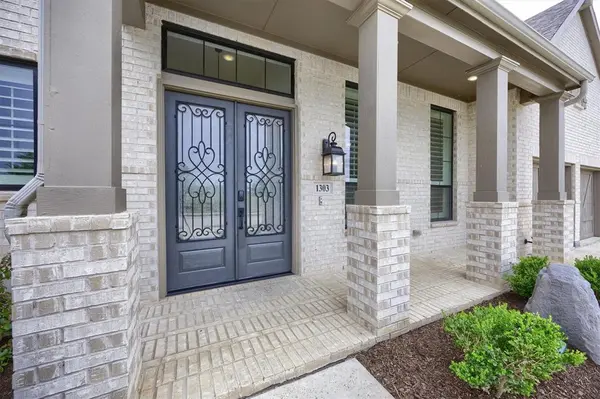 1303 Limestone Ridge Road, Mansfield, TX 76063