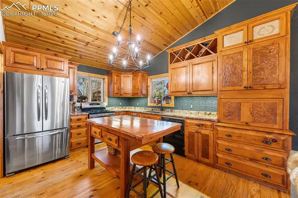 1366 Vagabond Creek DR, Lake George, CO 80827