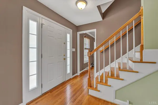 1048 Brigade PL, Forest, VA 24551