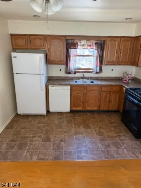 55 Harrison St #2, Belleville Twp., NJ 07109