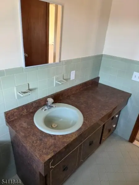 55 Harrison St #2, Belleville Twp., NJ 07109