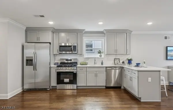 139 N 15Th St 2nd Floor, East Orange City, NJ 07017