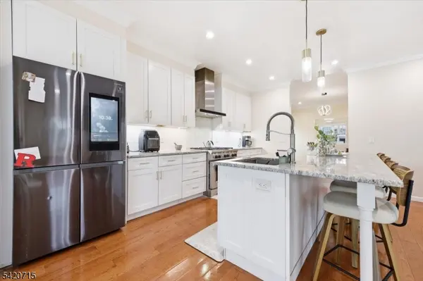 2020 Lamberts Mill Rd, Scotch Plains Twp., NJ 07076