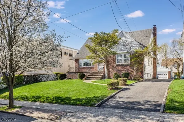 261 Terhune Ave, Passaic City, NJ 07055