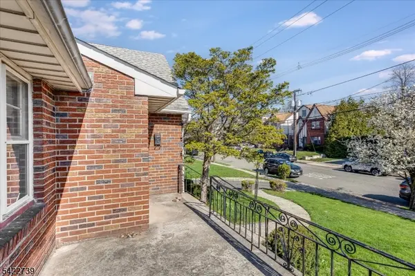 261 Terhune Ave, Passaic City, NJ 07055