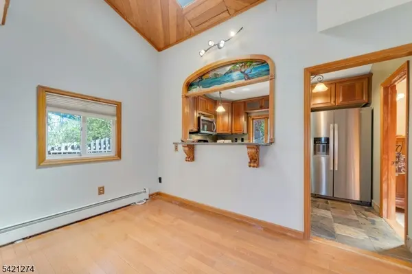 95 Wildwood Rd, Jefferson Twp., NJ 07438