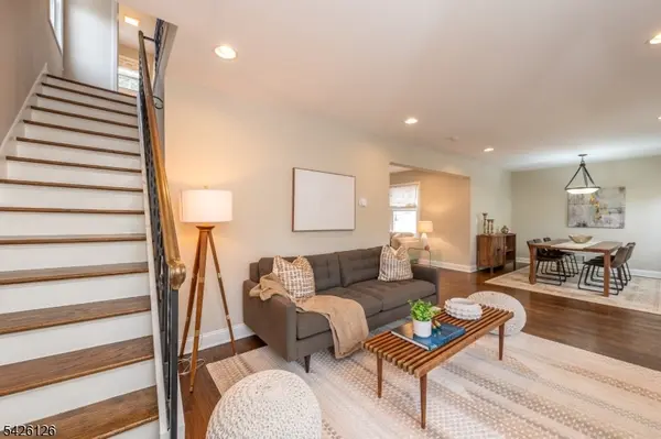 136 Union Ave, Maplewood Twp., NJ 07040