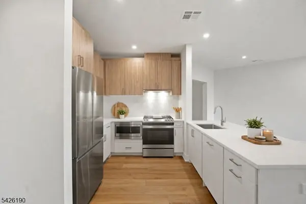 434 Springfield Avenue #123, Berkeley Heights Twp., NJ 07922