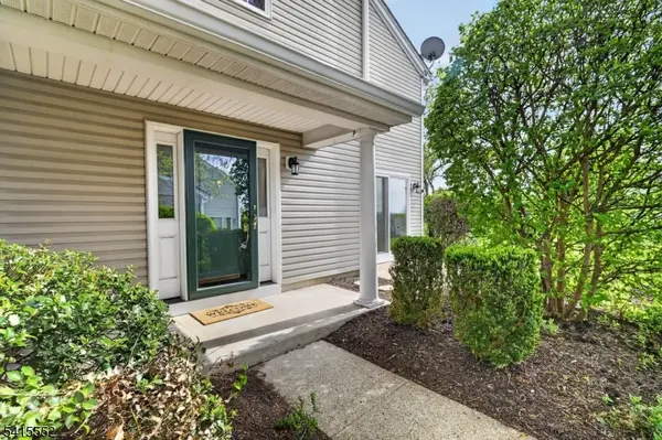 33 Four Oaks Road, Bedminster Twp., NJ 07921