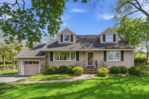 217 Jeffer St, Ridgewood Village, NJ 07450