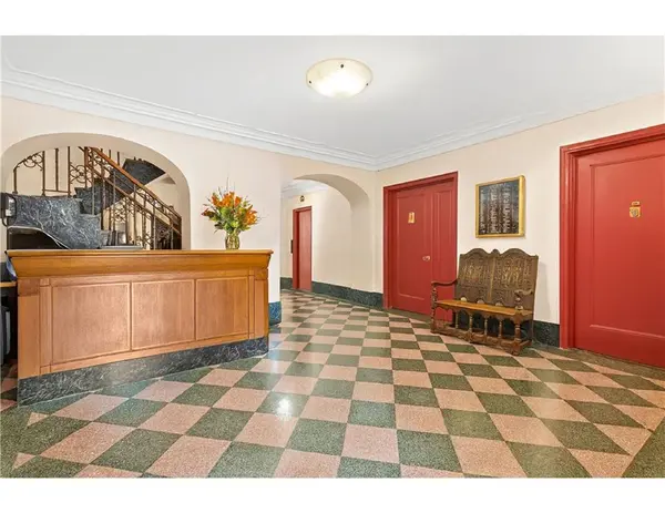 410 Central PARK West #3C, New York, NY 10025