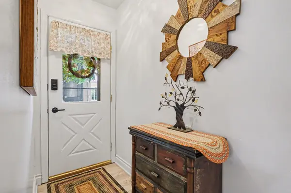 7384 Pinegrove DR, Georgetown Twp, MI 49428