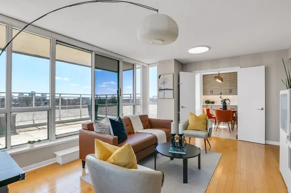 650 Lawrence AVE W #733, Toronto C04, ON M6A 3E8