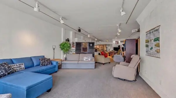 1092-1098 Eglinton AVE, Toronto C04, ON M6C 2E2