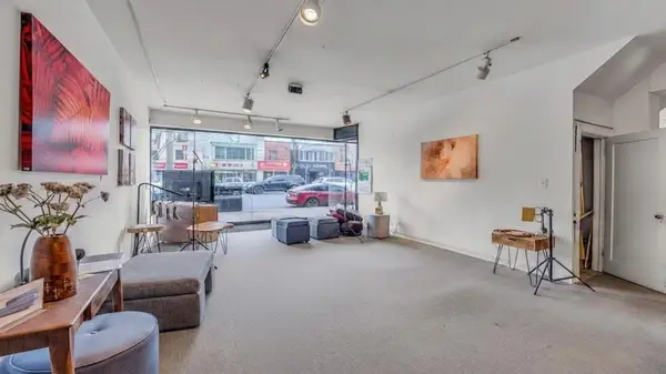 1092-1098 Eglinton AVE, Toronto C04, ON M6C 2E2