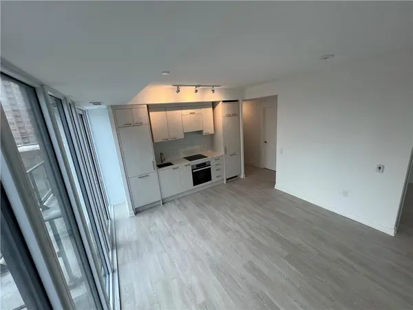 634 Church ST #803, Toronto C08, ON M4Y 2G3